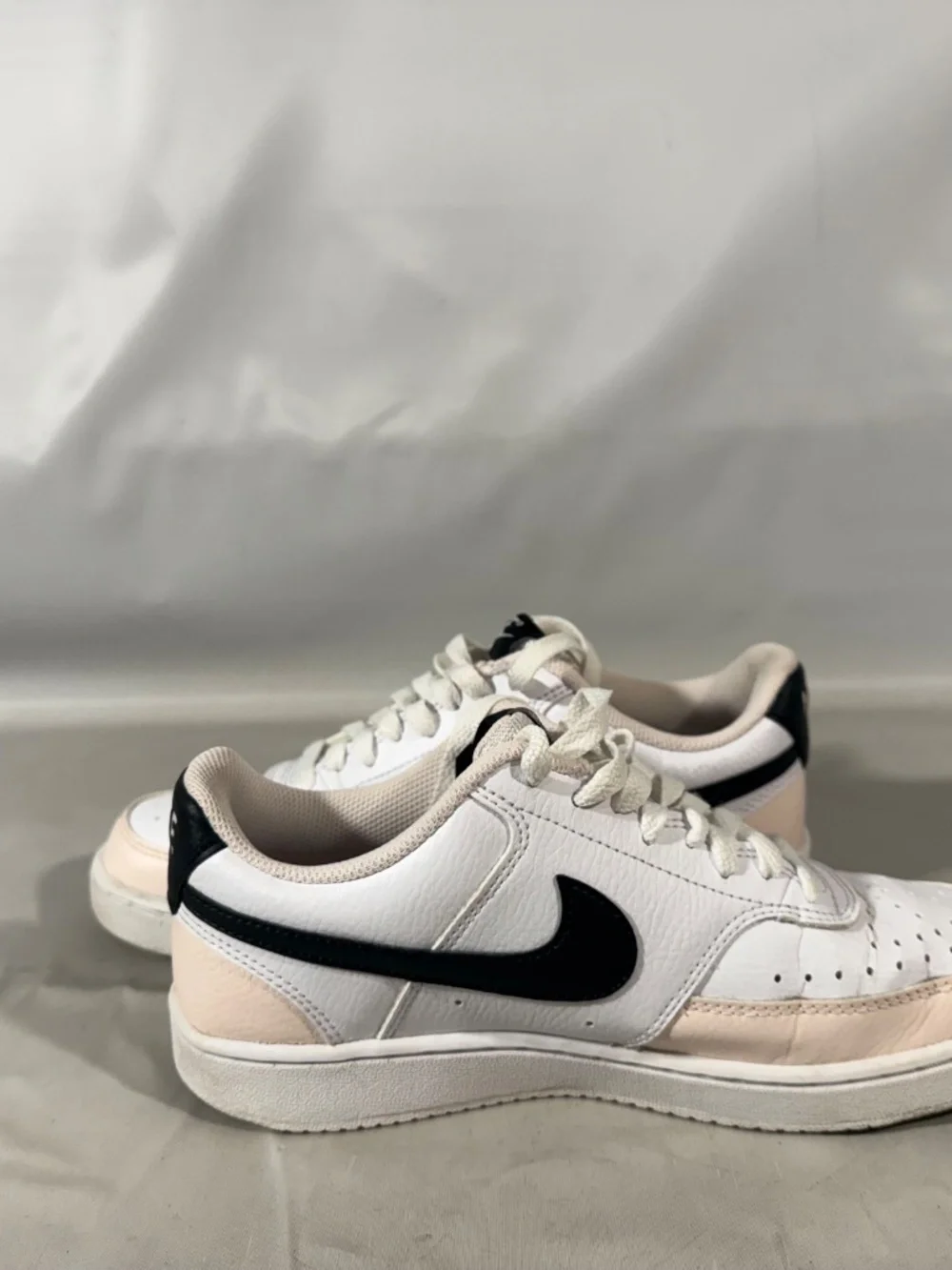 Nike Court Vision Low White Light Soft Pink Black Low Top Sneaker Sz 7 FD02585